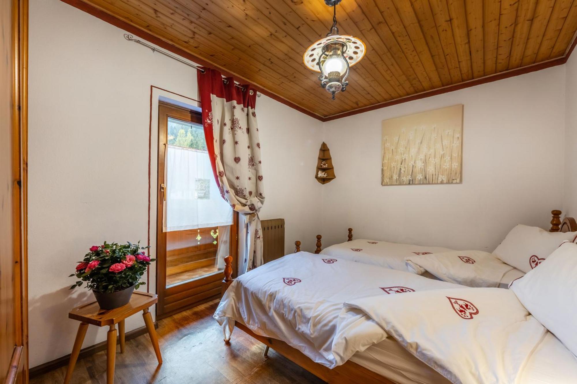 Agritur Broch Villa Fiera Di Primiero Bilik gambar